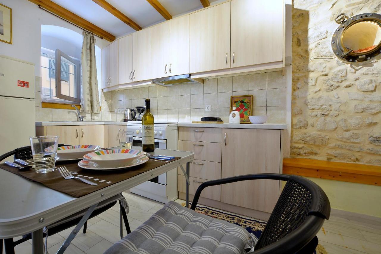 Studio In Corfu Town Экстерьер фото